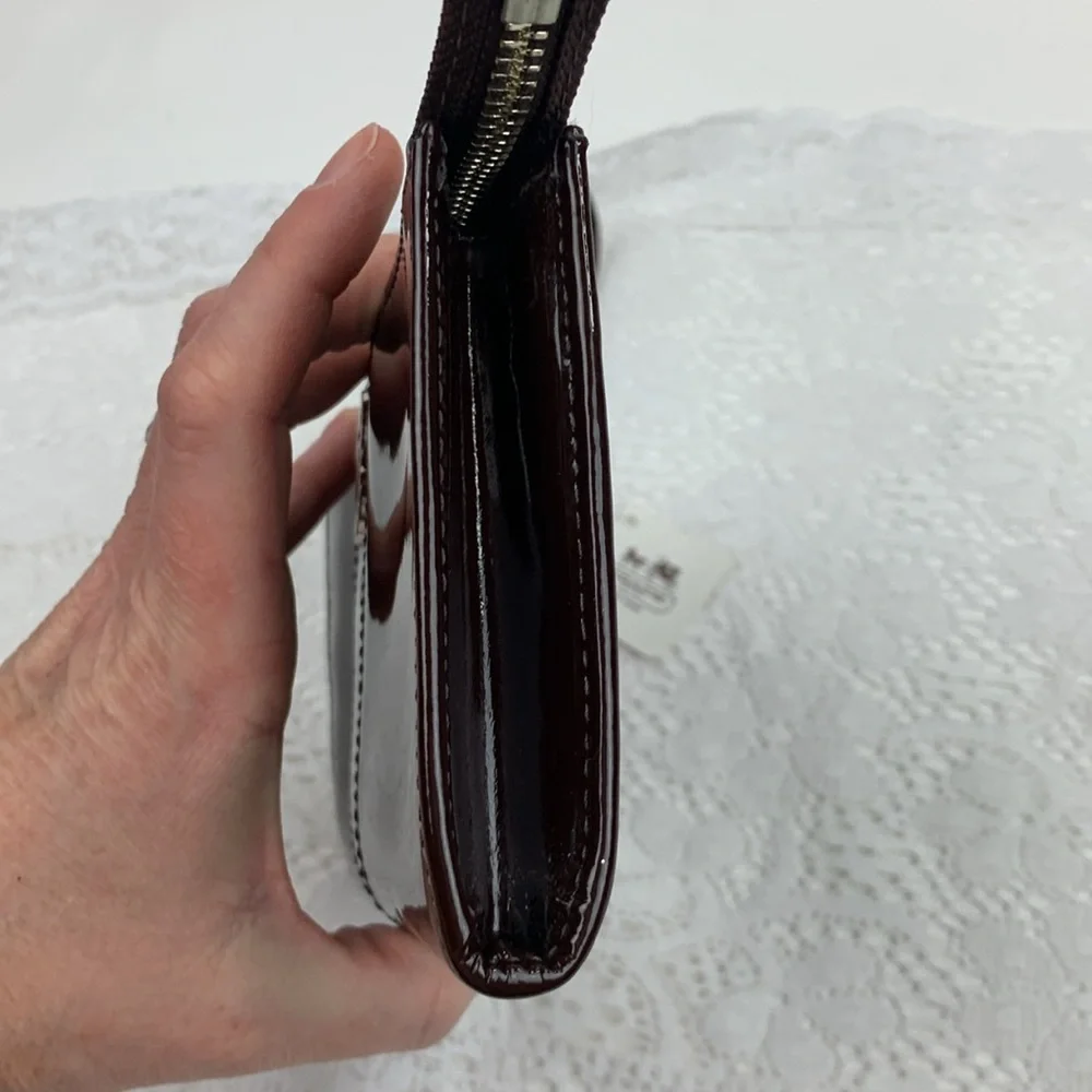 Coach Opt art brown patent leather wallet wristlet Shiny Pockets New